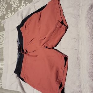 MENS SONOMA SHORTS 33 AND 34 WAIST